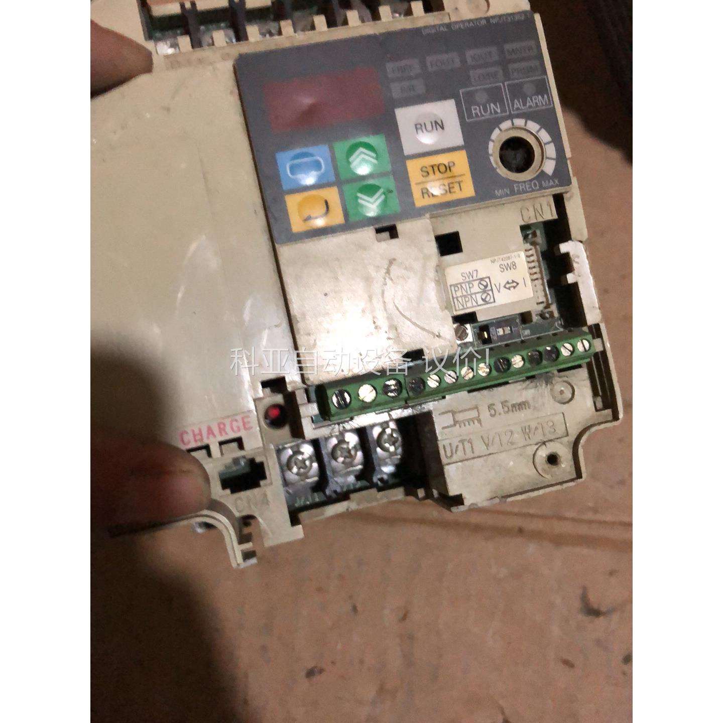 欧姆龙变频器 3G3JV-A4004，0.55千瓦，380伏（议价）