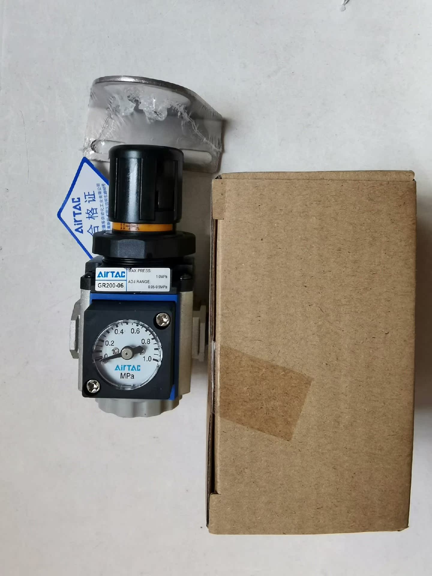 AirTAC亚德客调压阀GR20006F1，保全新原装正品。