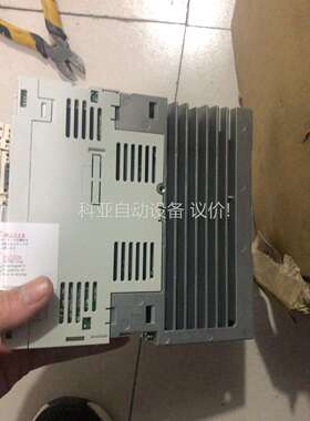 SMC驱动器 LECSB2-S8，工程剩余，未使用，两个缺点（议价）