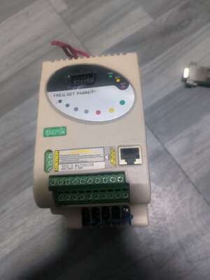 精驱变频器 VFD-V M4T0015B(议价)