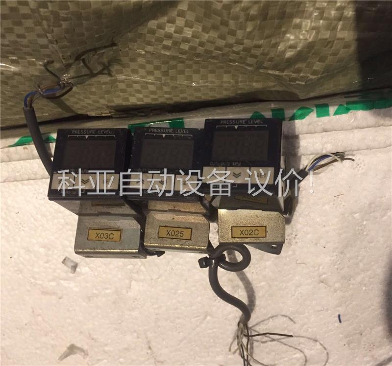 拆机欧姆龙E8F2-NA0C，压力传感器，三个。成色，线(议价)