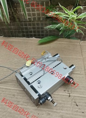 亚德客TCM25x70S三轴气缸，三杆气缸，缸径25mm，行