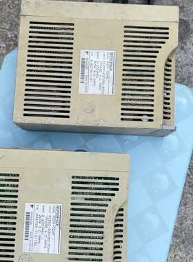安川SGDA-02AP驱动两个、成色、看好再拍、一起30(议价)
