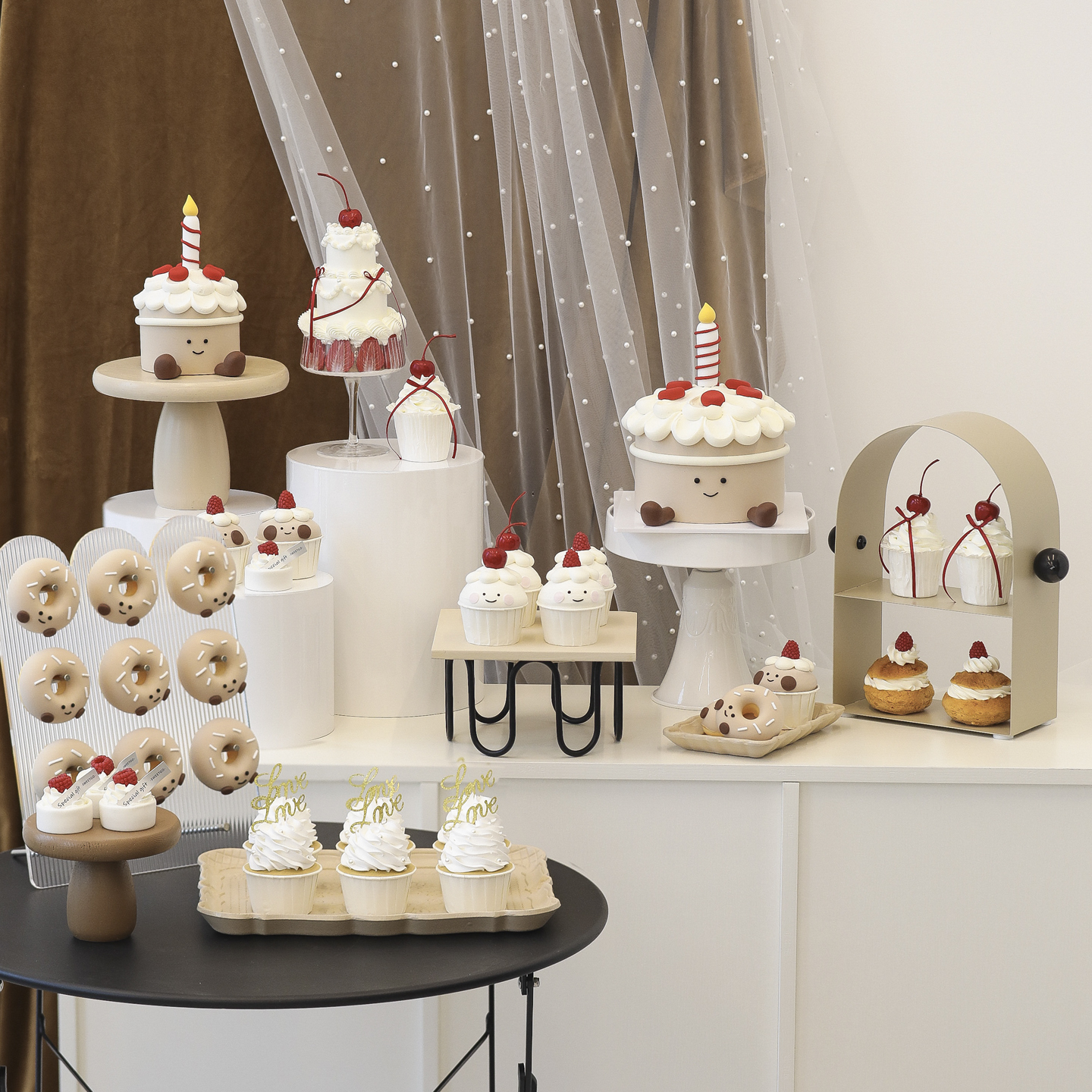奶油色蛋糕架甜品台装饰摆件婚礼甜品架木质蛋糕盘高级感糕点托盘