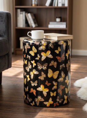 复古蝴蝶手绘陶瓷圆筒凳摆件