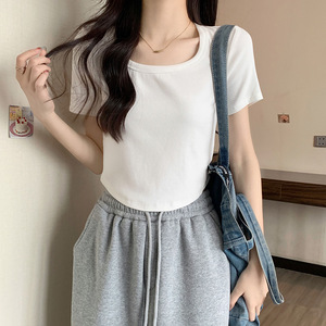 春夏季纯欲T恤女修身打底衫内搭纯色法式方领辣妹奶杏色短袖上衣
