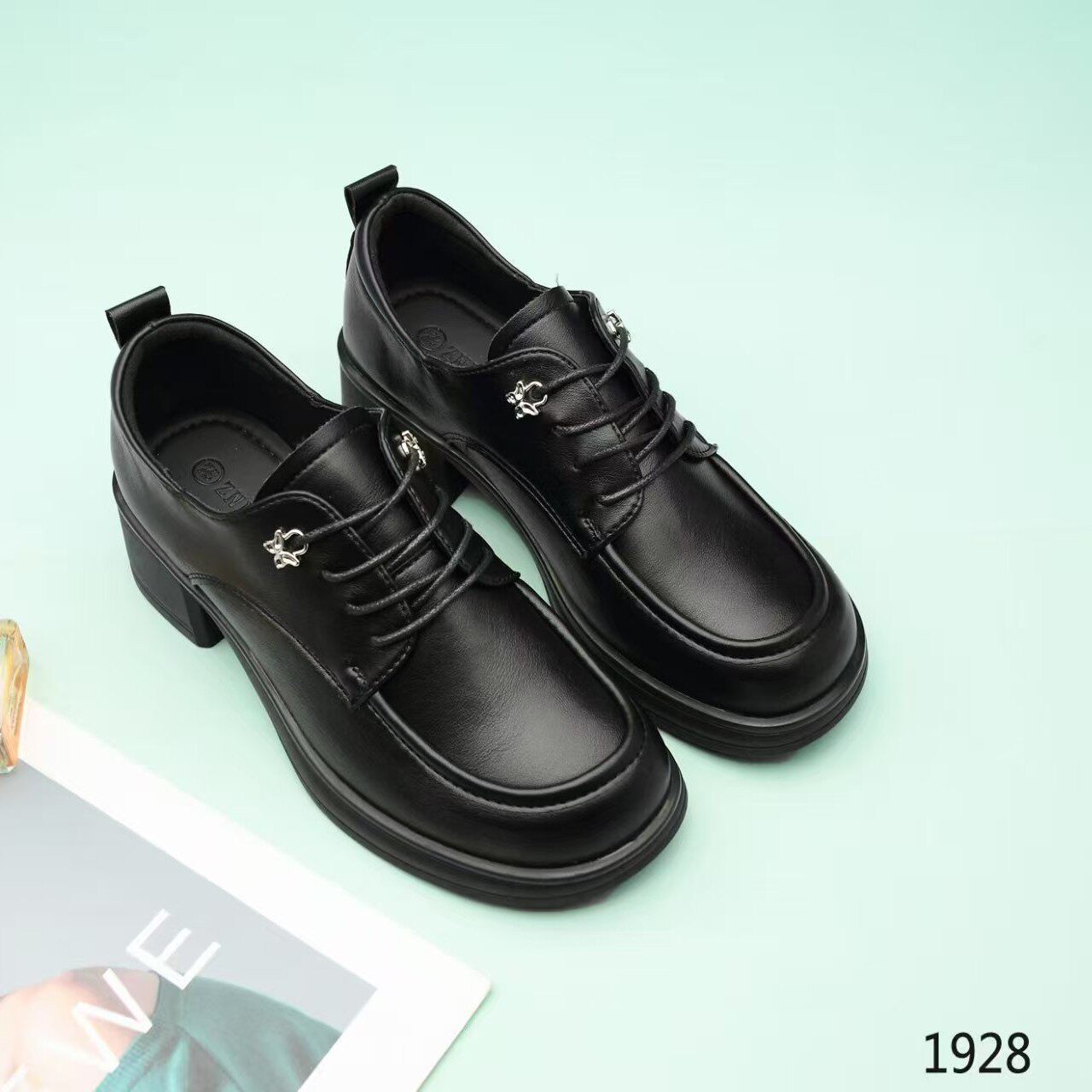 深口单鞋女春秋款高跟不累脚系带单鞋粗跟厚底防水台中年女士皮鞋