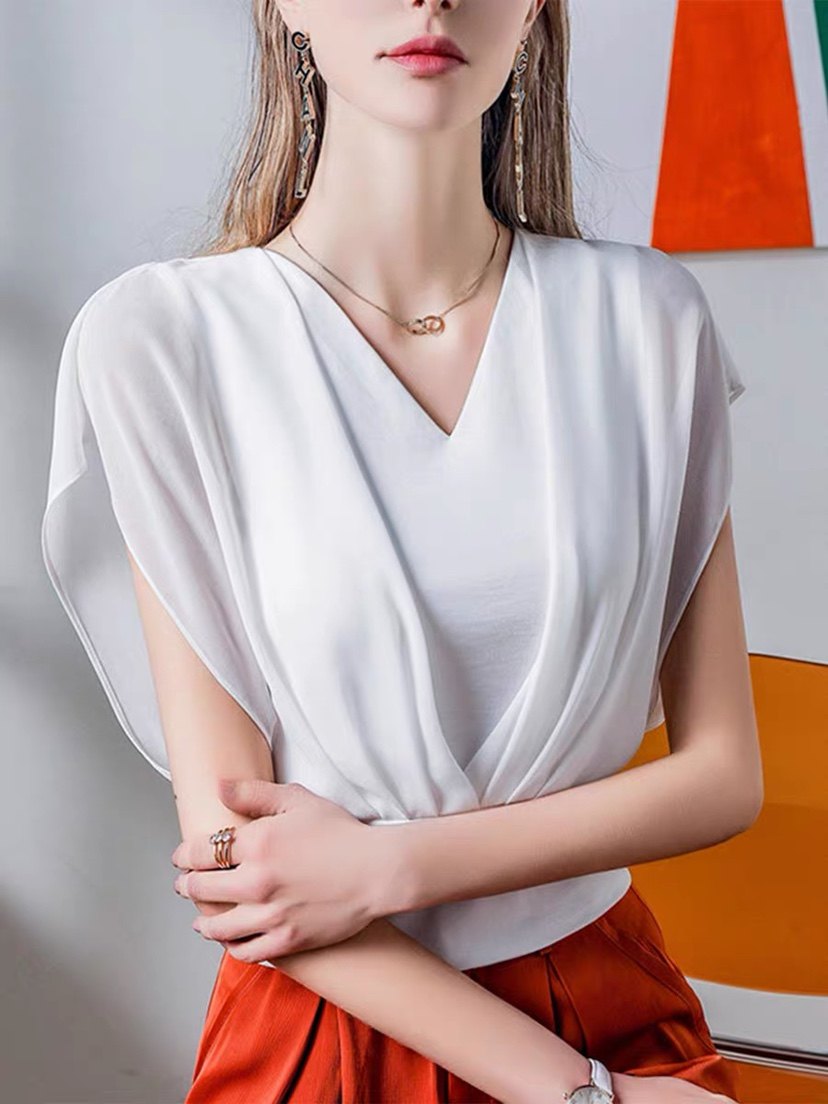 V领雪纺拼接假两件上衣女蝙蝠袖2026夏季新款时髦短袖T恤收腰小衫