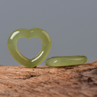 天然和田玉晴水绿爱心跑环DIY串珠配珠手串项链吊坠单个高品配件