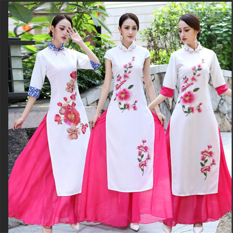 大合唱团宴会越南主持人晚礼服