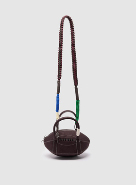 UR国内2025秋季女士时髦搞怪编织橄榄球手提斜挎包UAYB50197