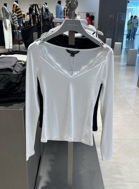 UR国内2025秋季女装气质拼接蕾丝V领修身长袖T恤UWH450124