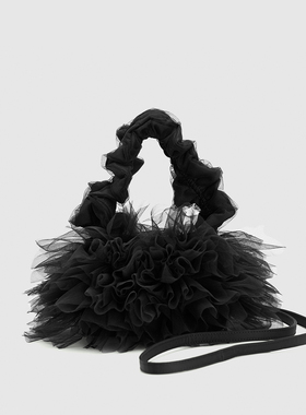 UR国内夏季女士CarolineHu联名网纱褶皱手提斜挎包UAWB30103