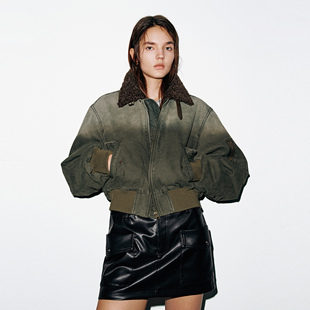 UR国内2025冬季女装琥珀流光风潮流渐变短款棉服UYV150067