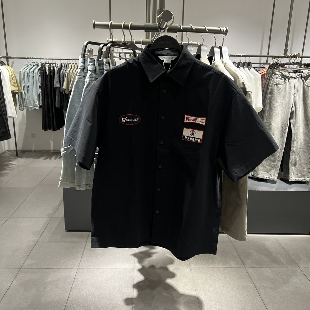 UR国内2025夏季男装潮流街头休闲刺绣章仔开襟衬衫UMV250030