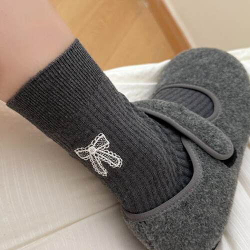 韩系甜美蝴蝶结中筒袜