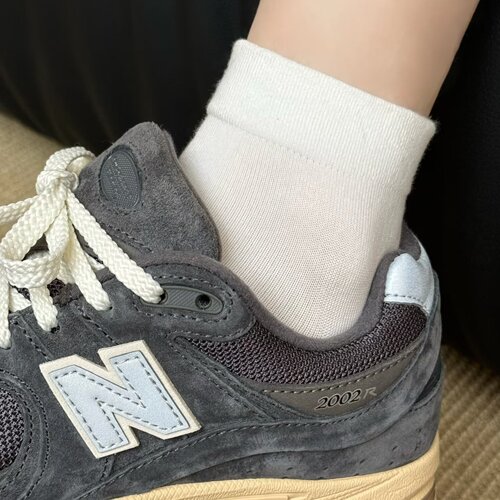 黑白色系女袜子春夏新款棉质透气纯色无骨月子袜搭配小皮鞋短筒袜