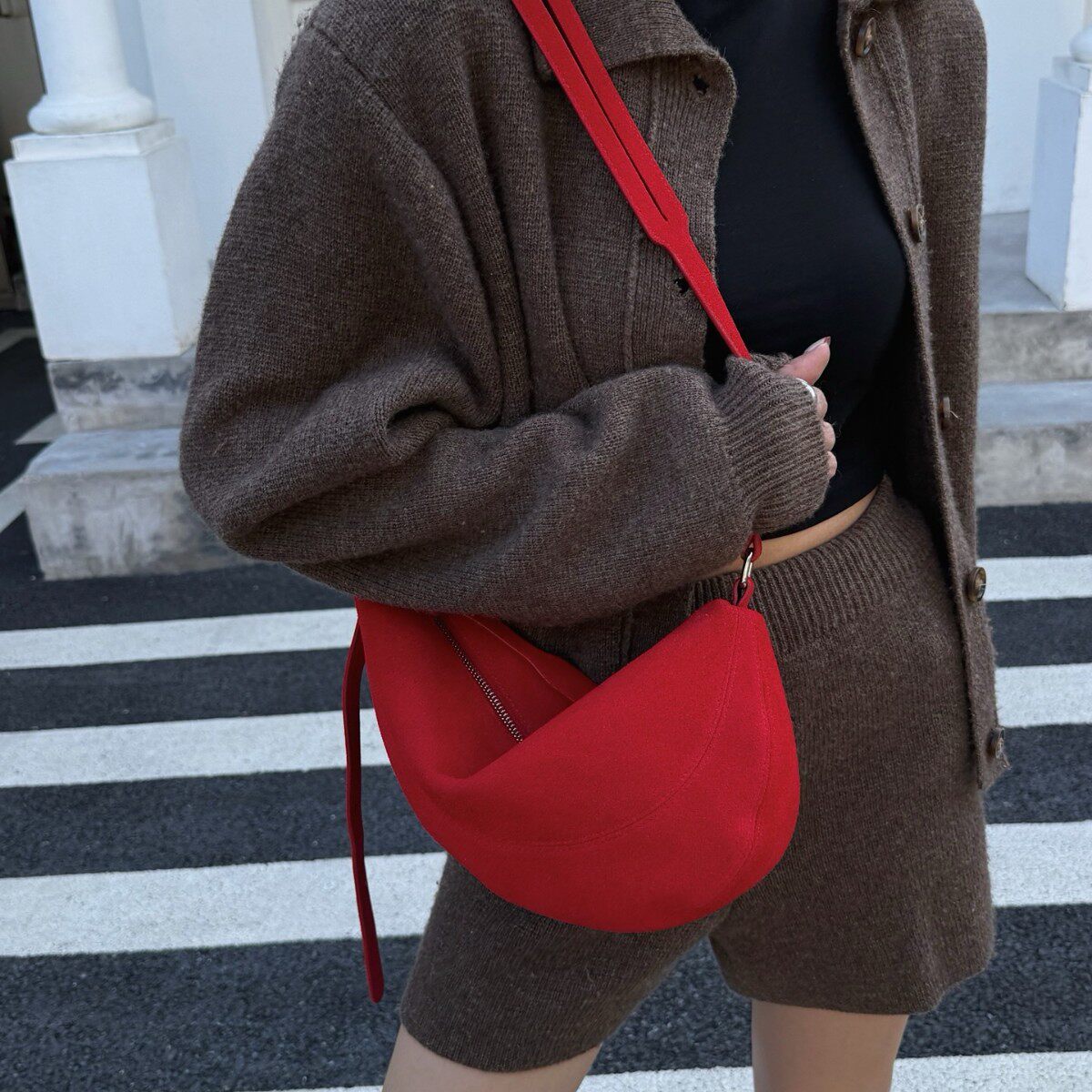 【朵朵】韩版小清新饺子包日系单肩斜挎包日常通勤男女同款情侣包