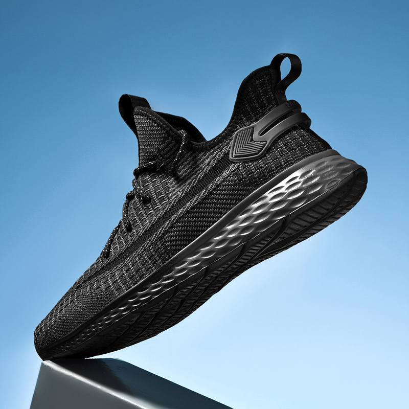 飞织休闲风情侣气垫鞋减震跑步