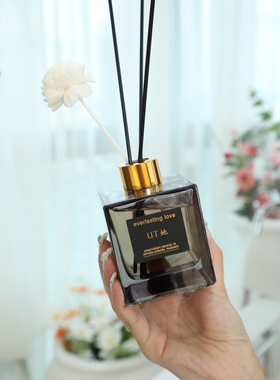 正品UT她everlastinglove栀子花香薰车载香氛天然室内家用无甲醛
