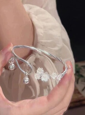 梅花铃铛国风手镯送女友