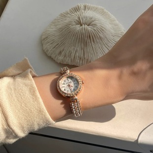 满天星贝母面链条式手表女小众精致显白百搭高级感名媛学生石英表
