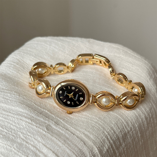 naidu 《中古风》椭圆四钻珍珠手链手表女高级感复古时尚2025新款