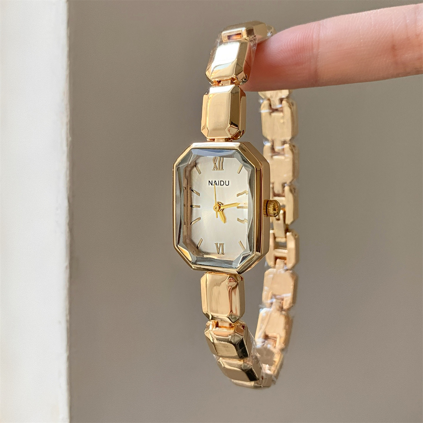 NAIDU中古风方形手链手表女