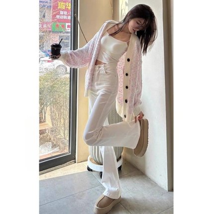 美式白色微喇叭牛仔裤女春秋新款高腰修身显瘦垂感加长拖地马蹄裤