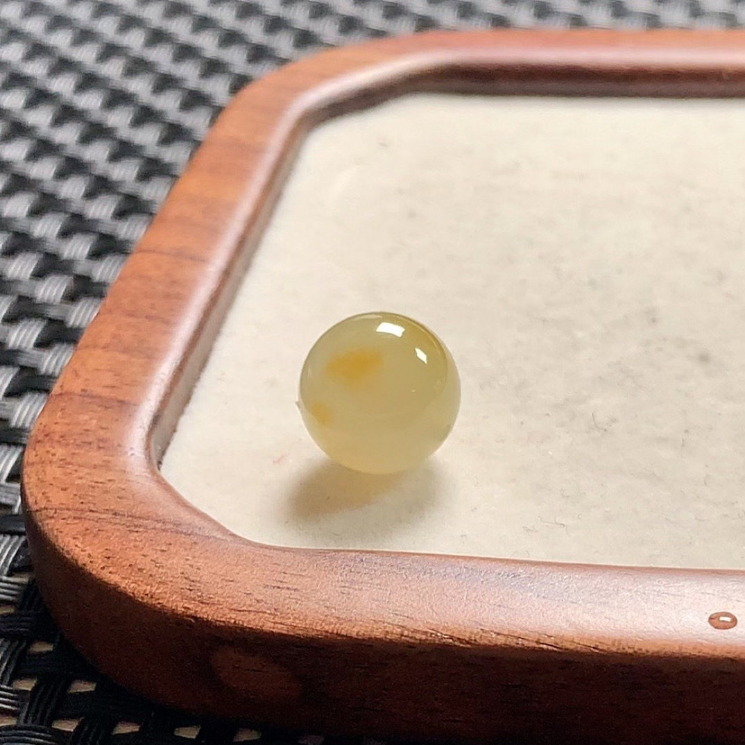 缅甸天然翡翠a货 黄翡圆珠带孔手串DIY配珠11.4mm