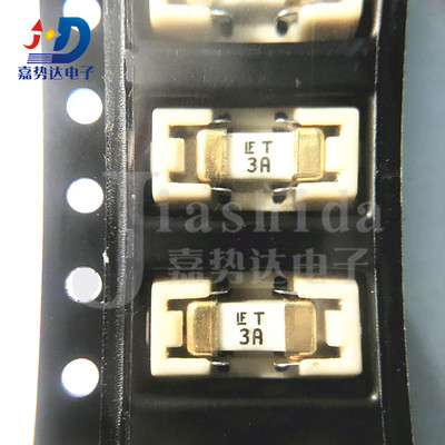 0154003.DRT 154系列 表面贴装式保险丝125VAC/3A SMD 全新
