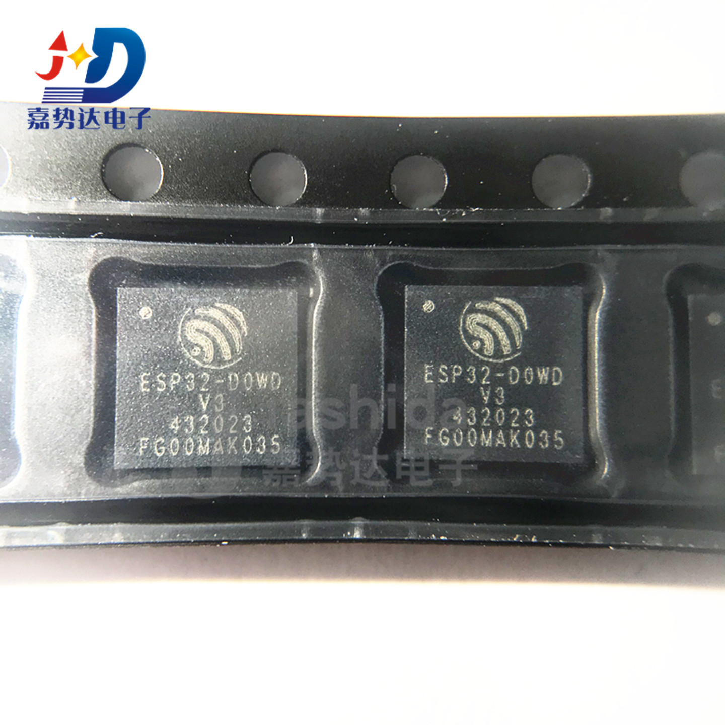 ESP32-D0WD-V3 ESP32-D0WD 无线收发芯片 WiFi蓝牙 2.4GHz 全新