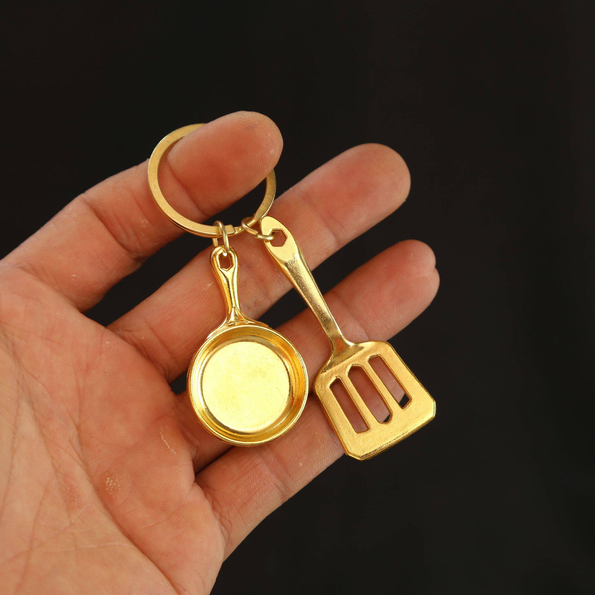 LOL云顶之奕金铲铲之战挂件钥匙扣金铲铲金锅锅合金书包礼物挂件
