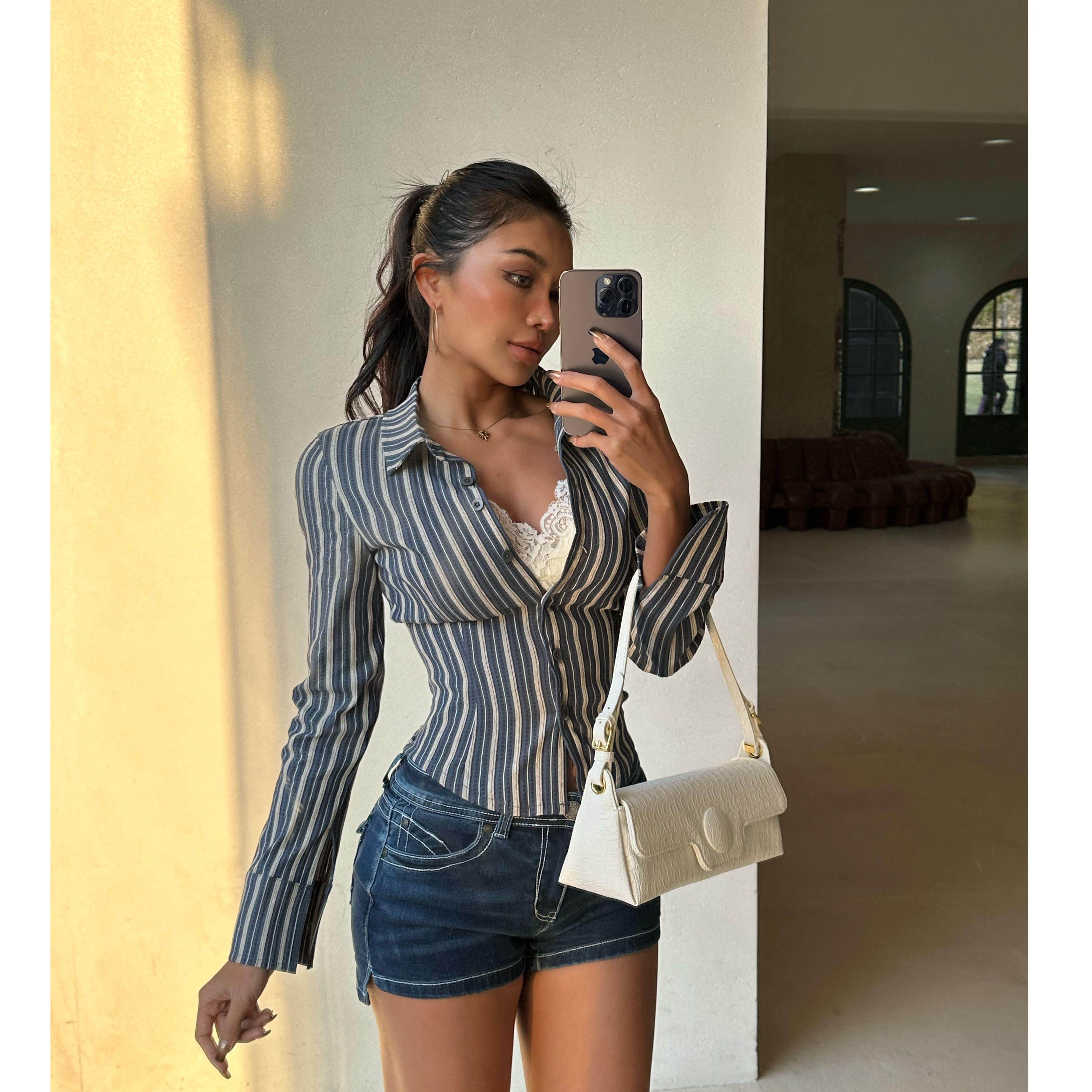 【蜜蜜家】夏日画廊 欧美辣妹气质显瘦时尚性感修身衬衫 25/C072