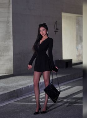 【蜜蜜家】浪漫迷离 欧美辣妹V领蕾丝长袖短裙 25/ZA036