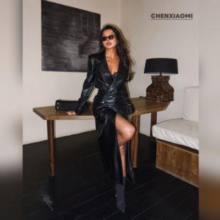 【蜜蜜家】经典回潮 带固定肩垫收腰翻驳领皮连衣裙长裙 26/Y793