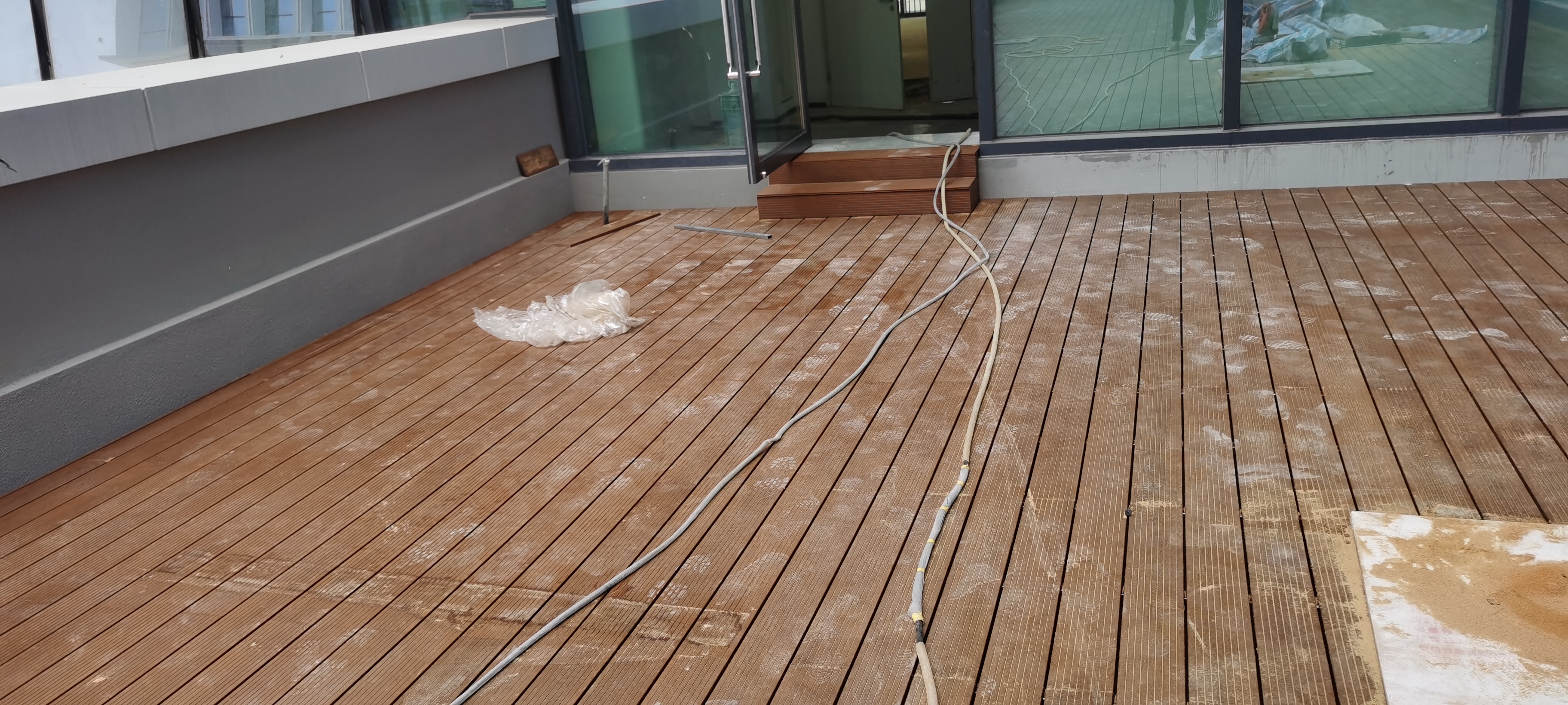 深圳户外竹木地板热镀锌龙骨焊接框架1860x140x18地板定制安装