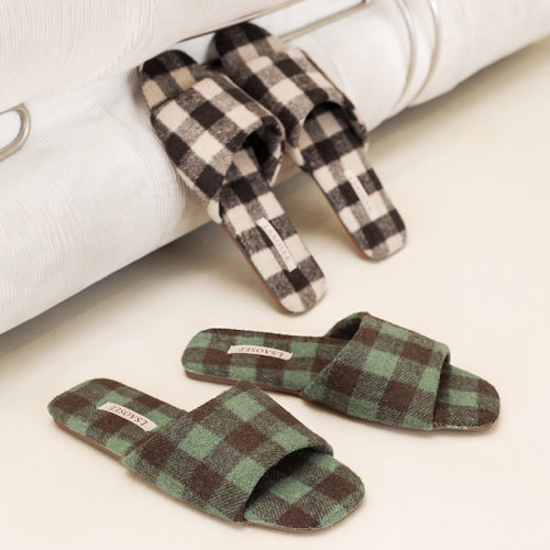 四季拖鞋经典棋盘格一字薄绒情侣