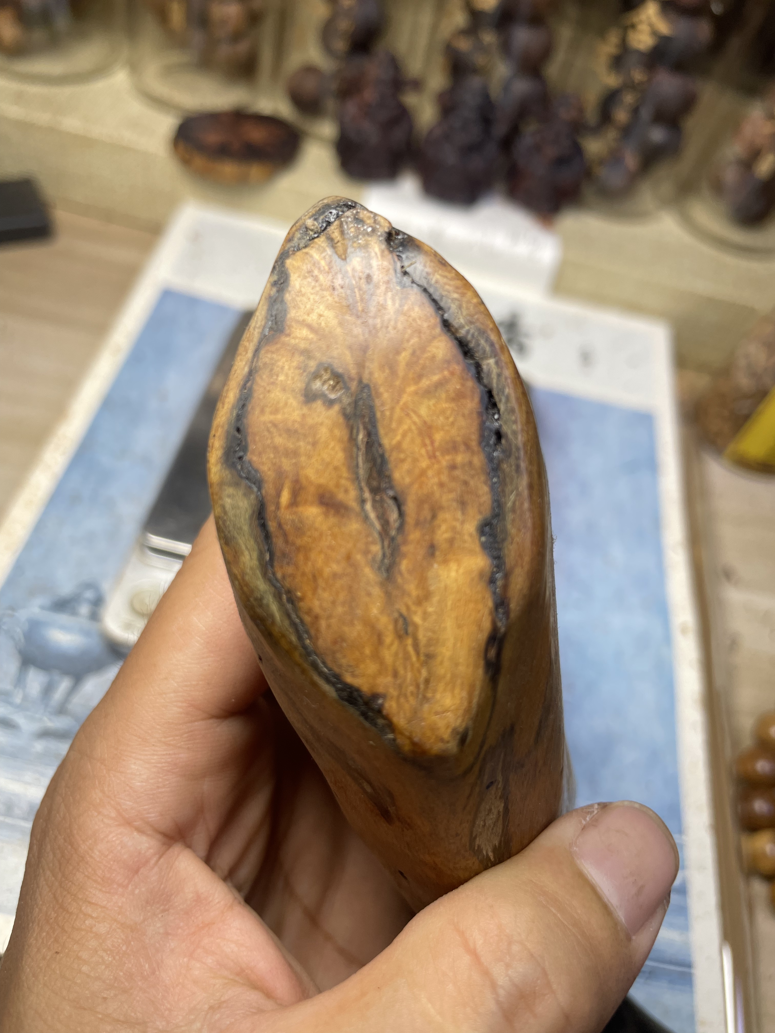 贡木沉香原料木雕工艺品摆件老料沉水文玩念珠包邮星空龙鳞水波纹