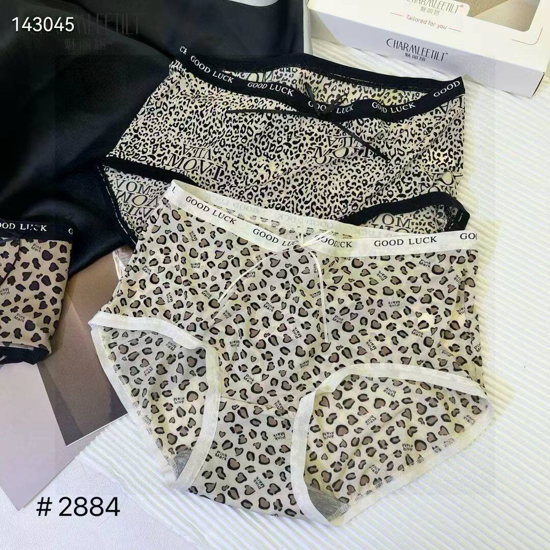 魅丽翘2884花样豹纹裤头中腰弹力冰丝无痕短裤内裤轻薄3条装一盒