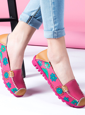 2026新款女单鞋平底复古旅游鞋软底真皮妈妈鞋印花春秋休闲豆豆鞋