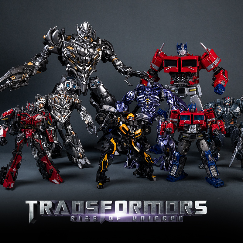 黑曼巴变形擎天柱金刚手办模型