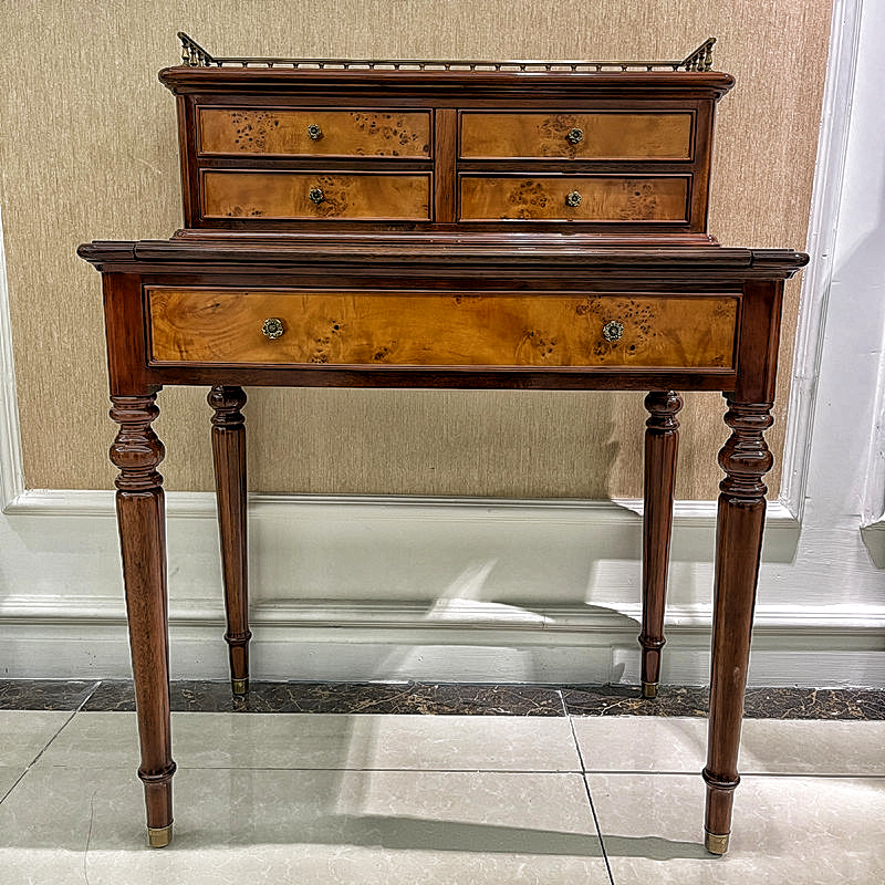 拉卡萨亚历山大欧式复古梳妆台