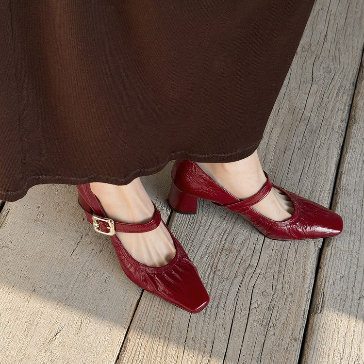 5cm真皮褶皱粗跟方头玛丽珍单鞋女2026新款法式优雅高跟鞋酒红色