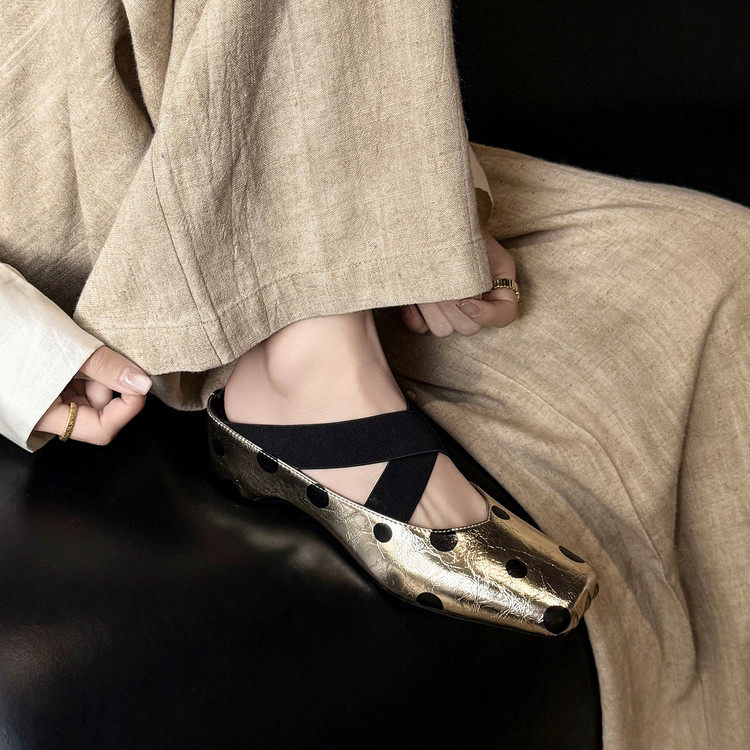 5cm真皮方头芭蕾舞2026新款时尚粗跟包头半拖鞋女波点玛丽珍高跟