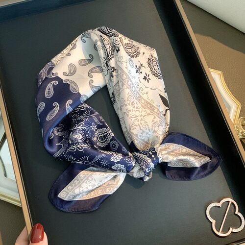 新款蓝色腰果印花桑蚕丝小方巾