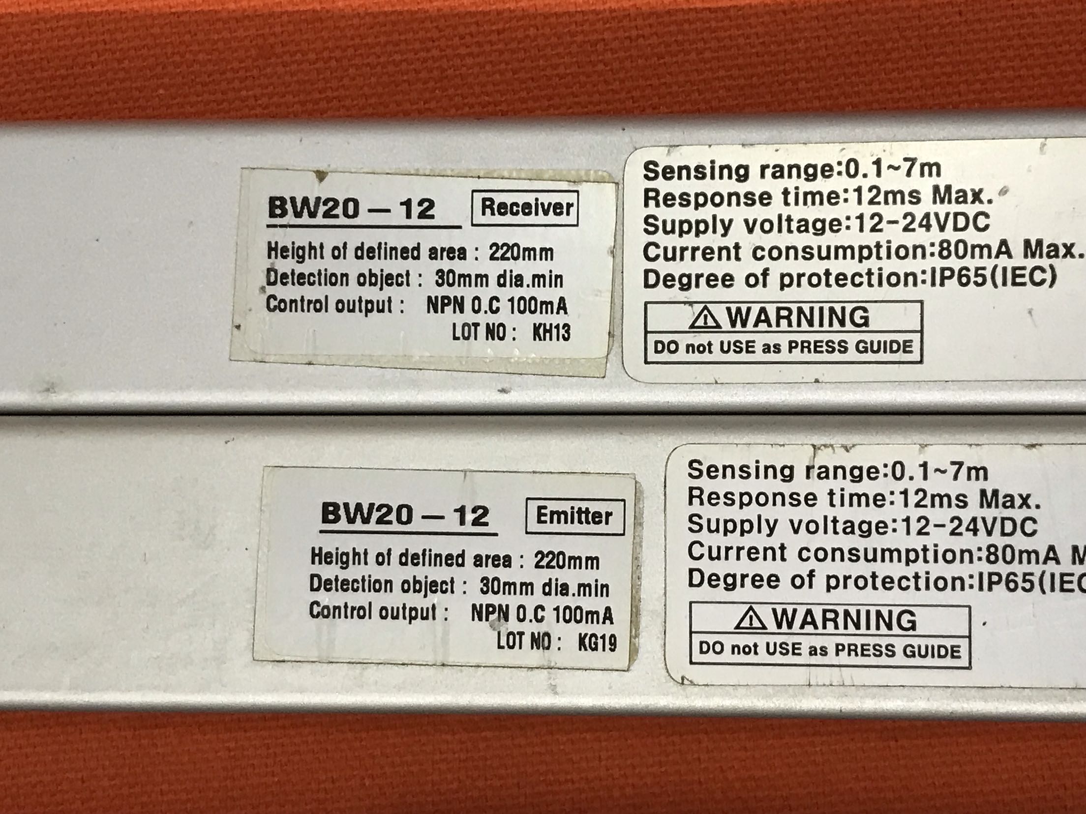 Autonics奥托尼克斯光幕BW40-04 06 08 10 12 14 16 18 20 22 24P