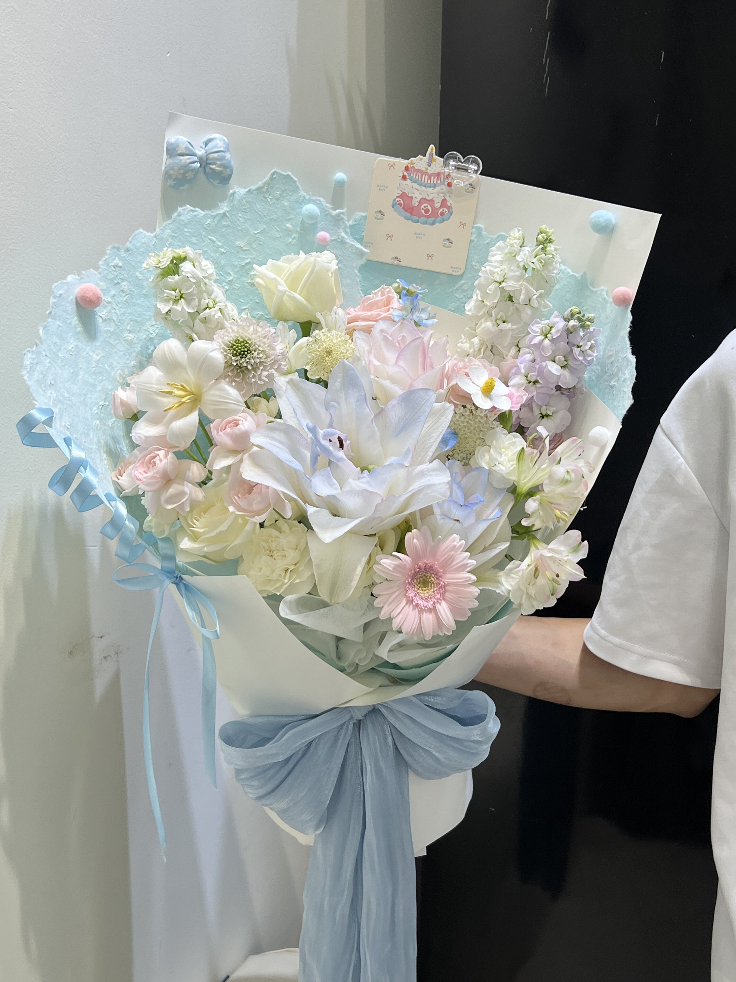 厦门七夕情人节公主甜妹风花束仙子之吻百合花束同城鲜花速递
