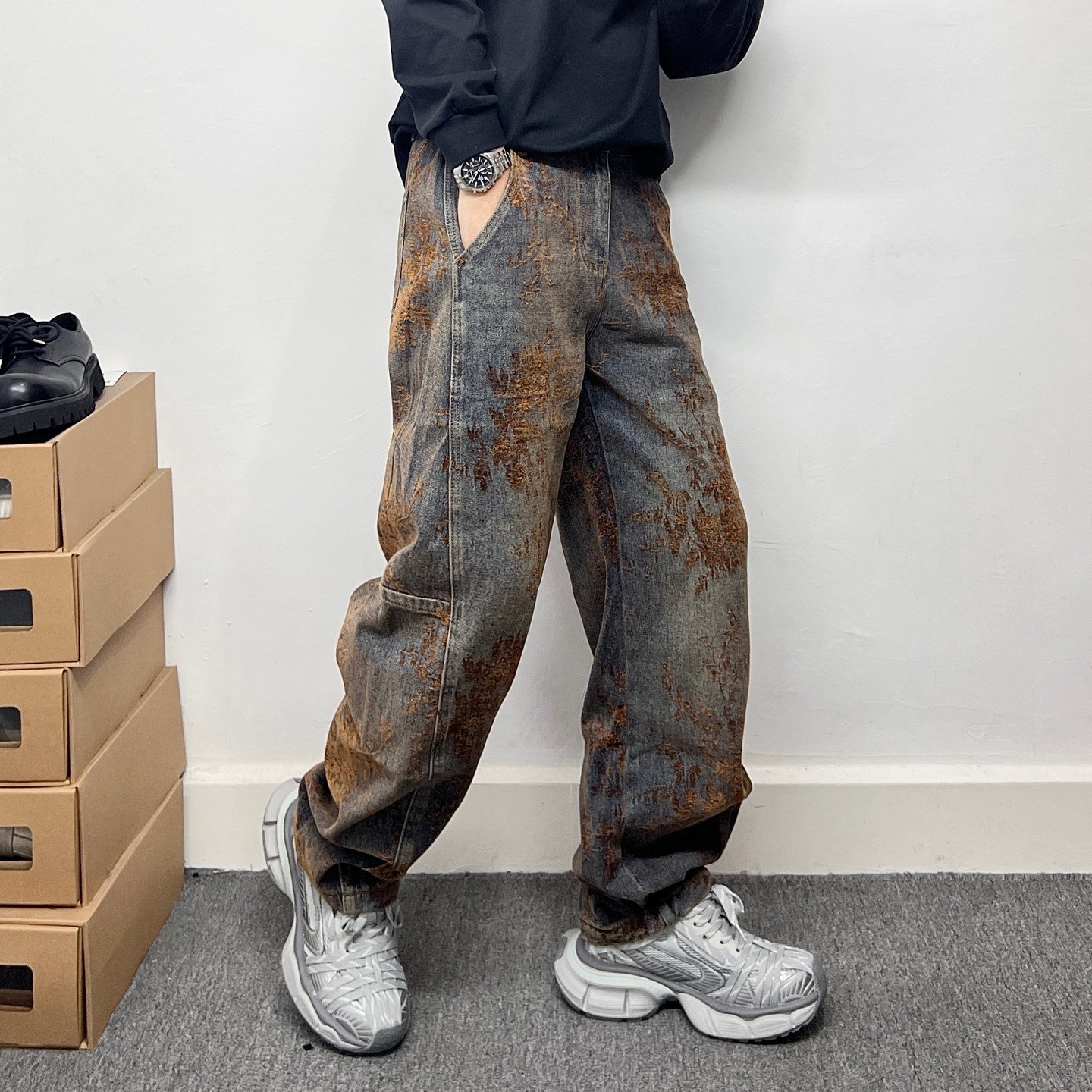 潮牌轻奢植绒刺绣牛仔裤男秋冬新款复古做旧直筒弯刀裤宽松长裤子