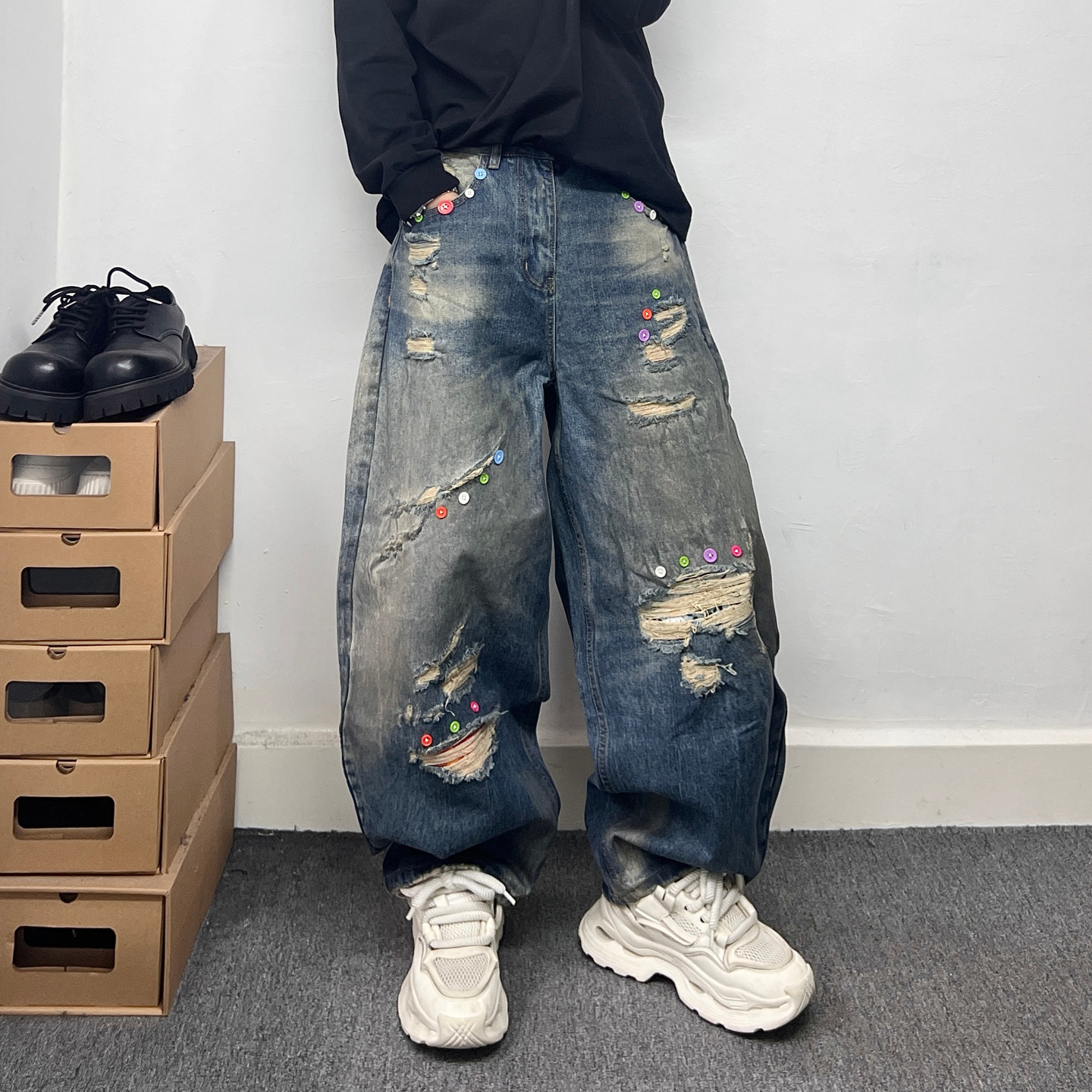 美式宽松阔腿直筒牛仔裤男复古做旧破洞贴布彩色纽扣设计感弯刀裤,男装,牛仔裤,淘宝优惠券,粉丝福利购,淘宝优惠卷